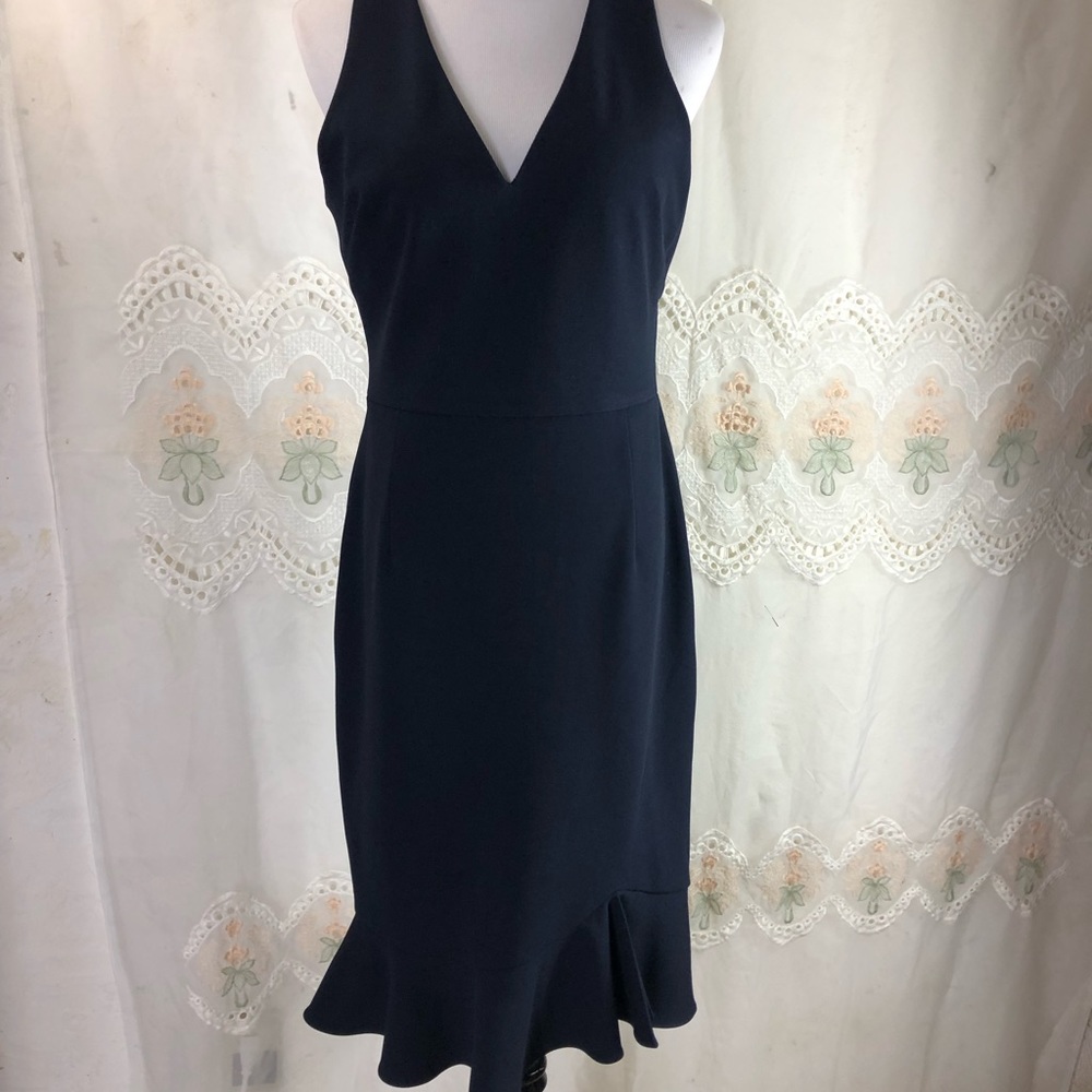BETSEY JOHNSON DRESS SIZE 6. NWT.